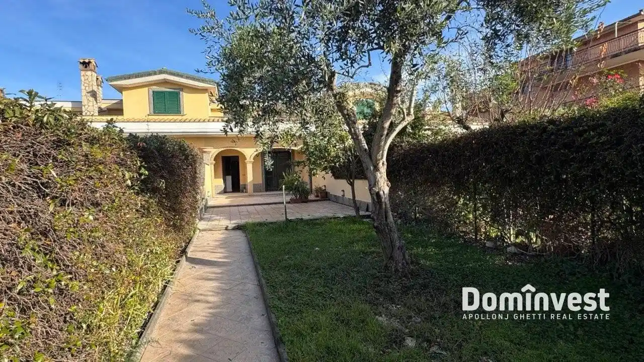 Villa in vendita a Guidonia Montecelio