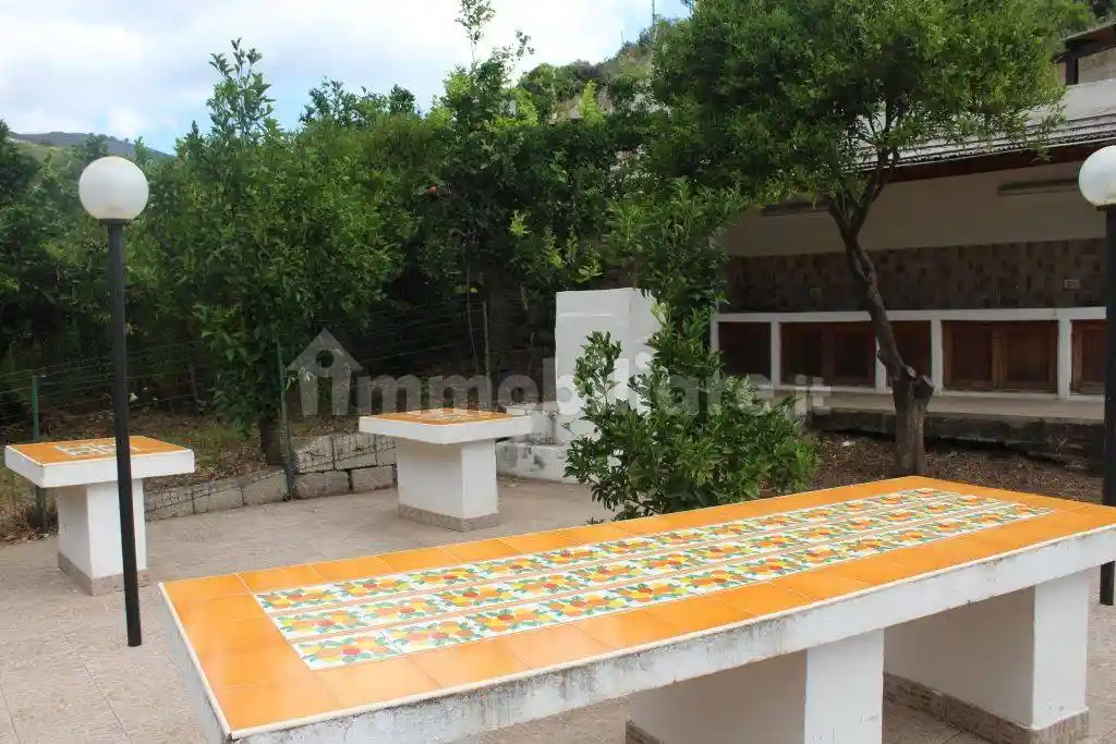 Appartamento in vendita a Lipari