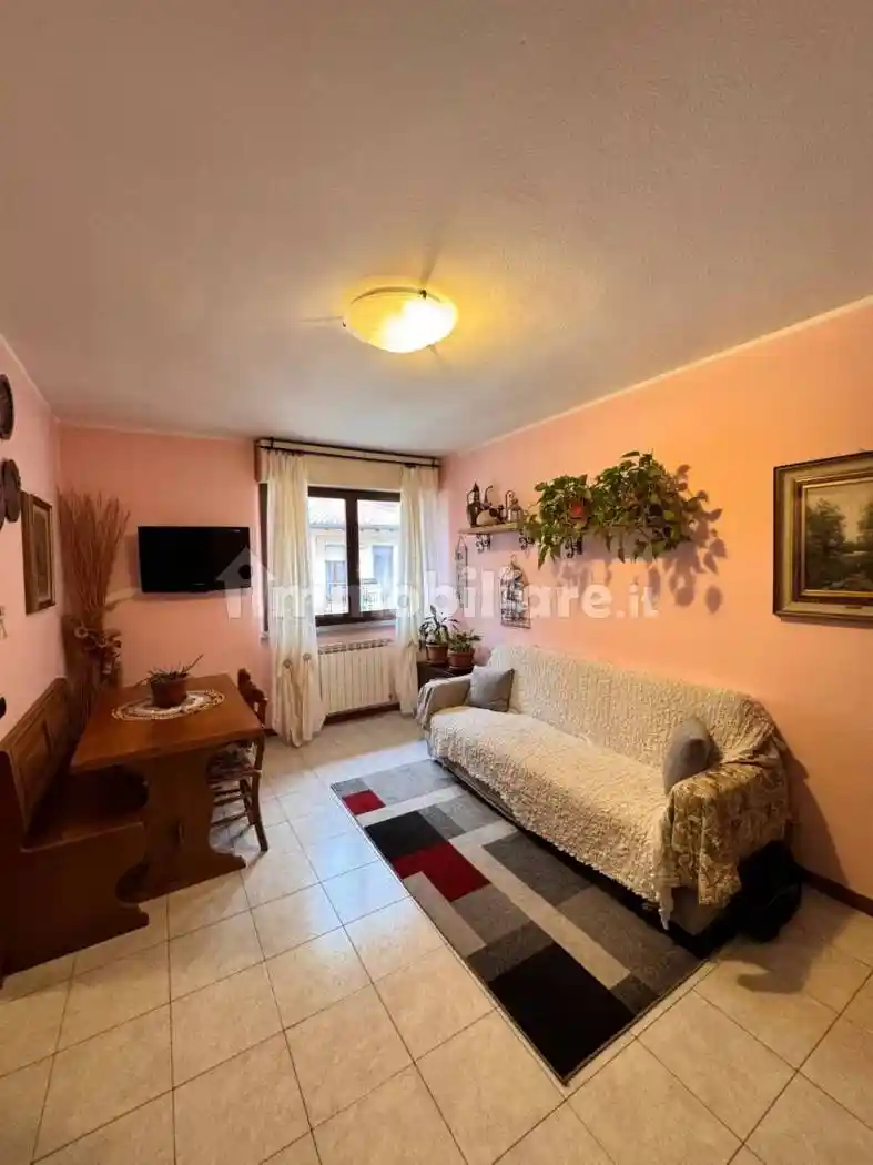 Appartamento in vendita a Asso