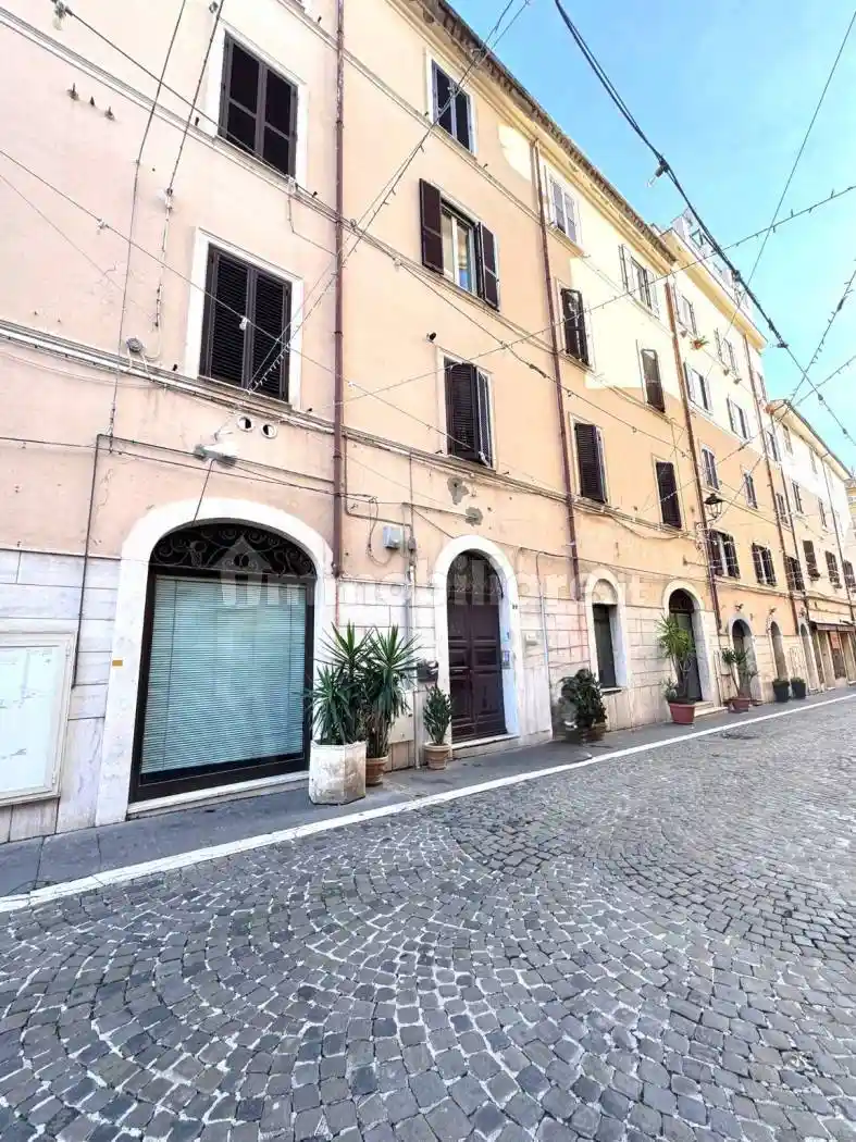 Appartamento in vendita a Civitavecchia