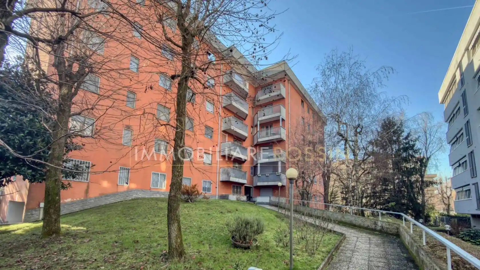 Appartamento in vendita a Buccinasco