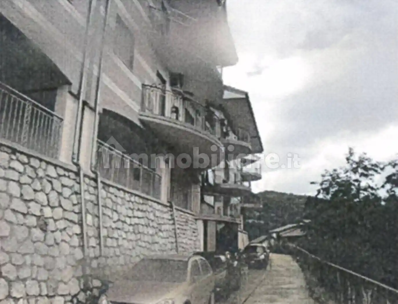 Appartamento all'asta viale 1 Maggio, Taverna - foto 4