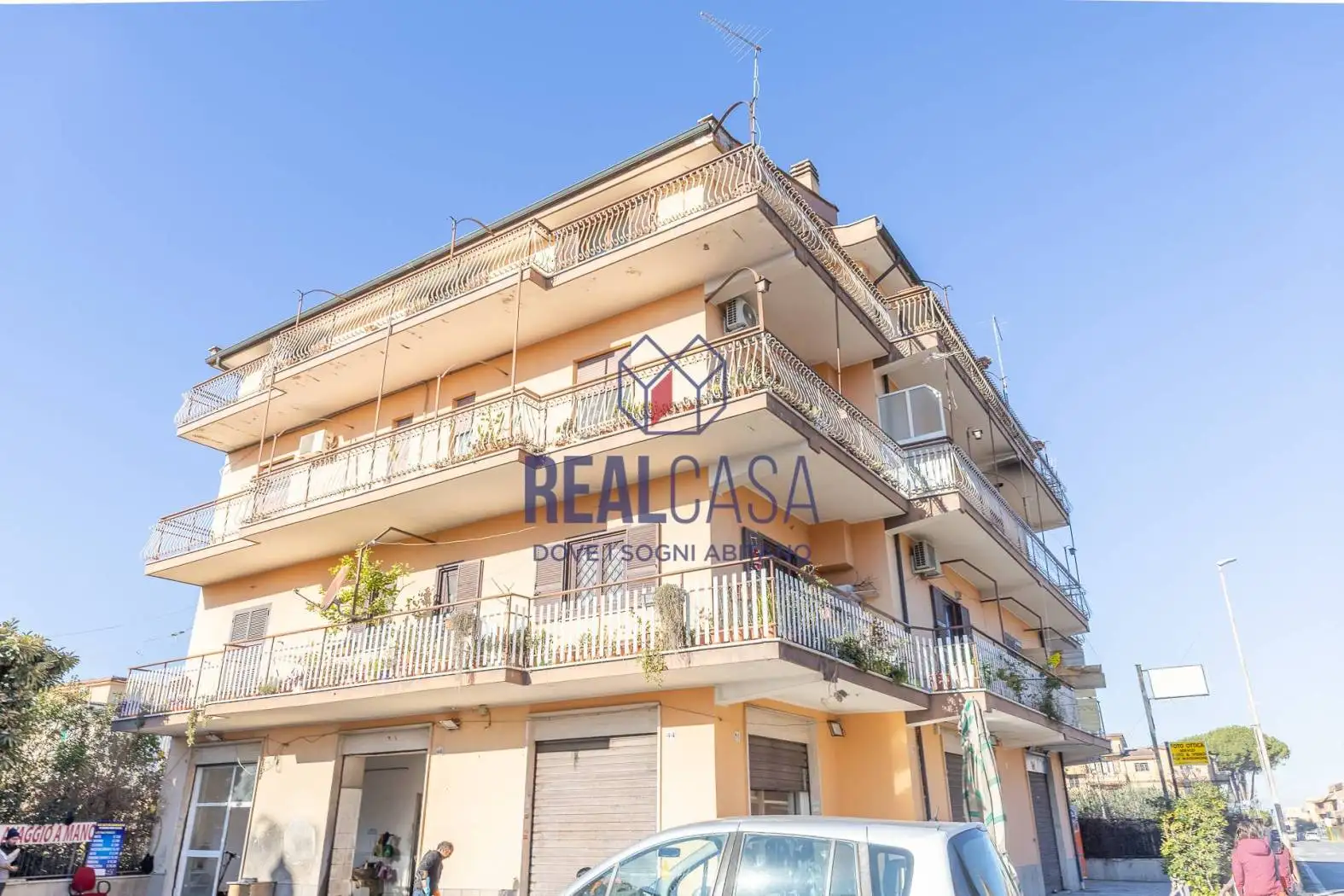 Appartamento in vendita a Roma