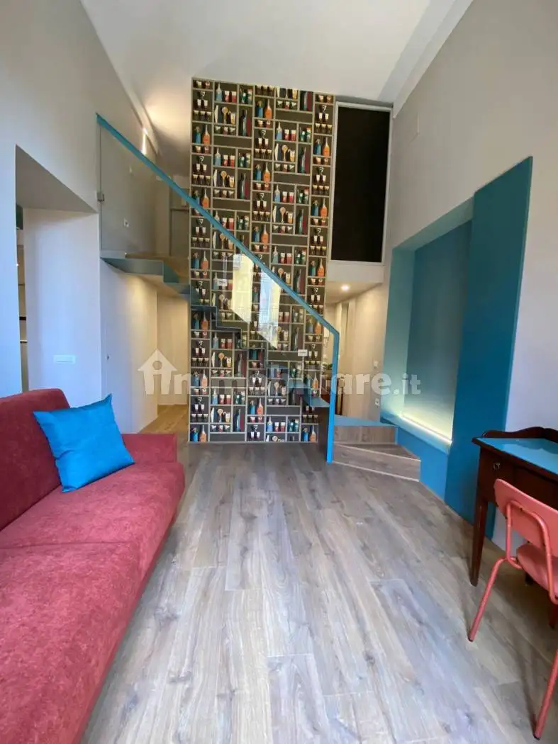 Appartamento in affitto a Napoli