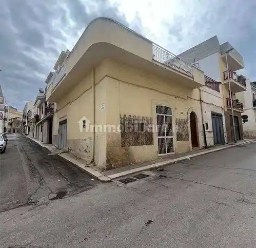 Villa in vendita a Canosa di Puglia