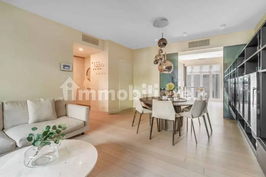 Appartamento in vendita a Milan