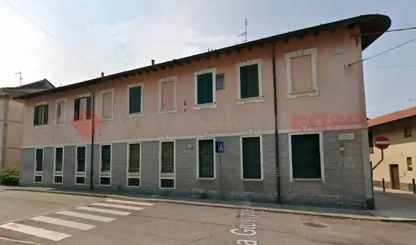 Appartamento in vendita a Locate di Triulzi