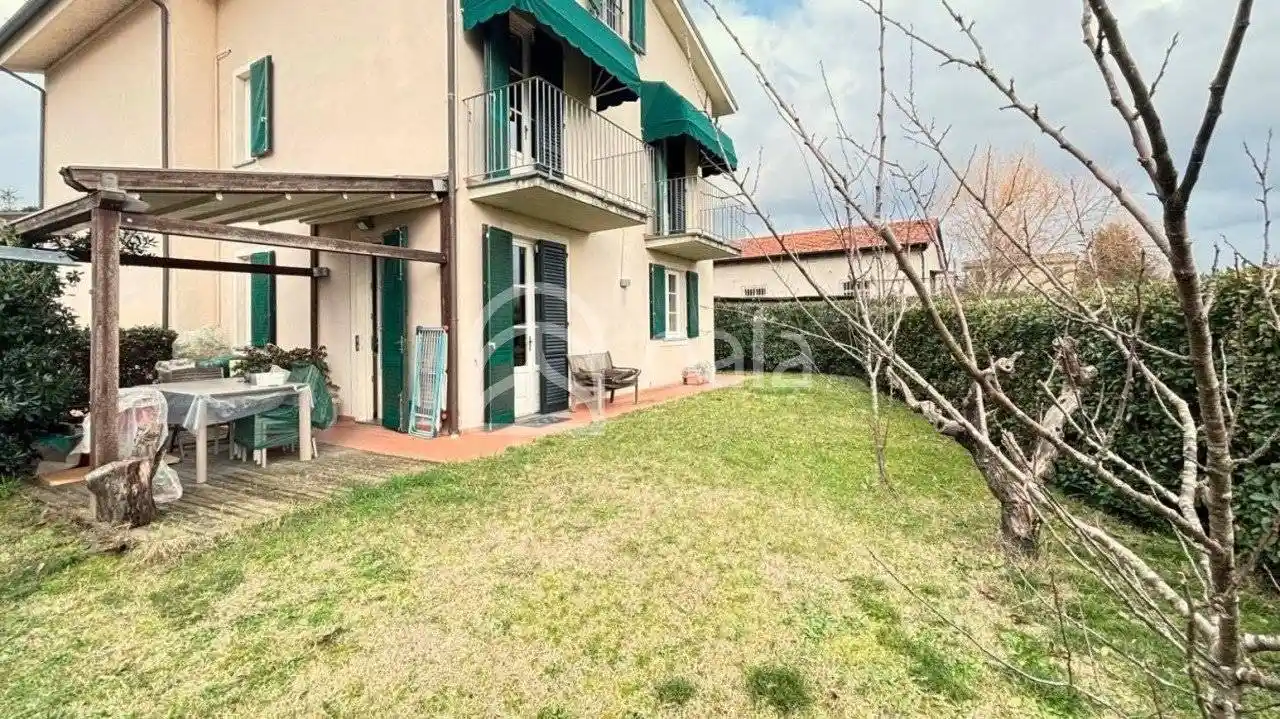 Villa in vendita a Lucca