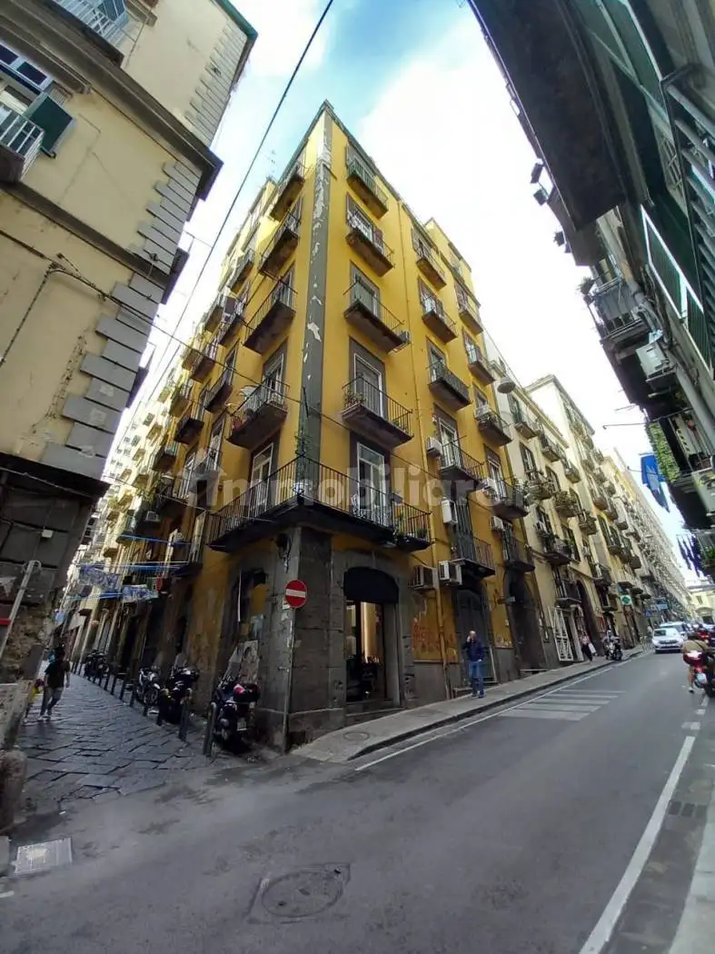 Appartamento in affitto a Napoli