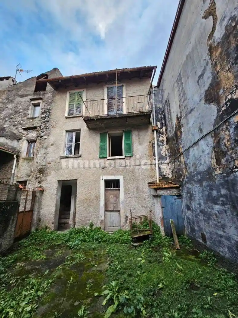 Rustico - Casale in vendita a Dervio