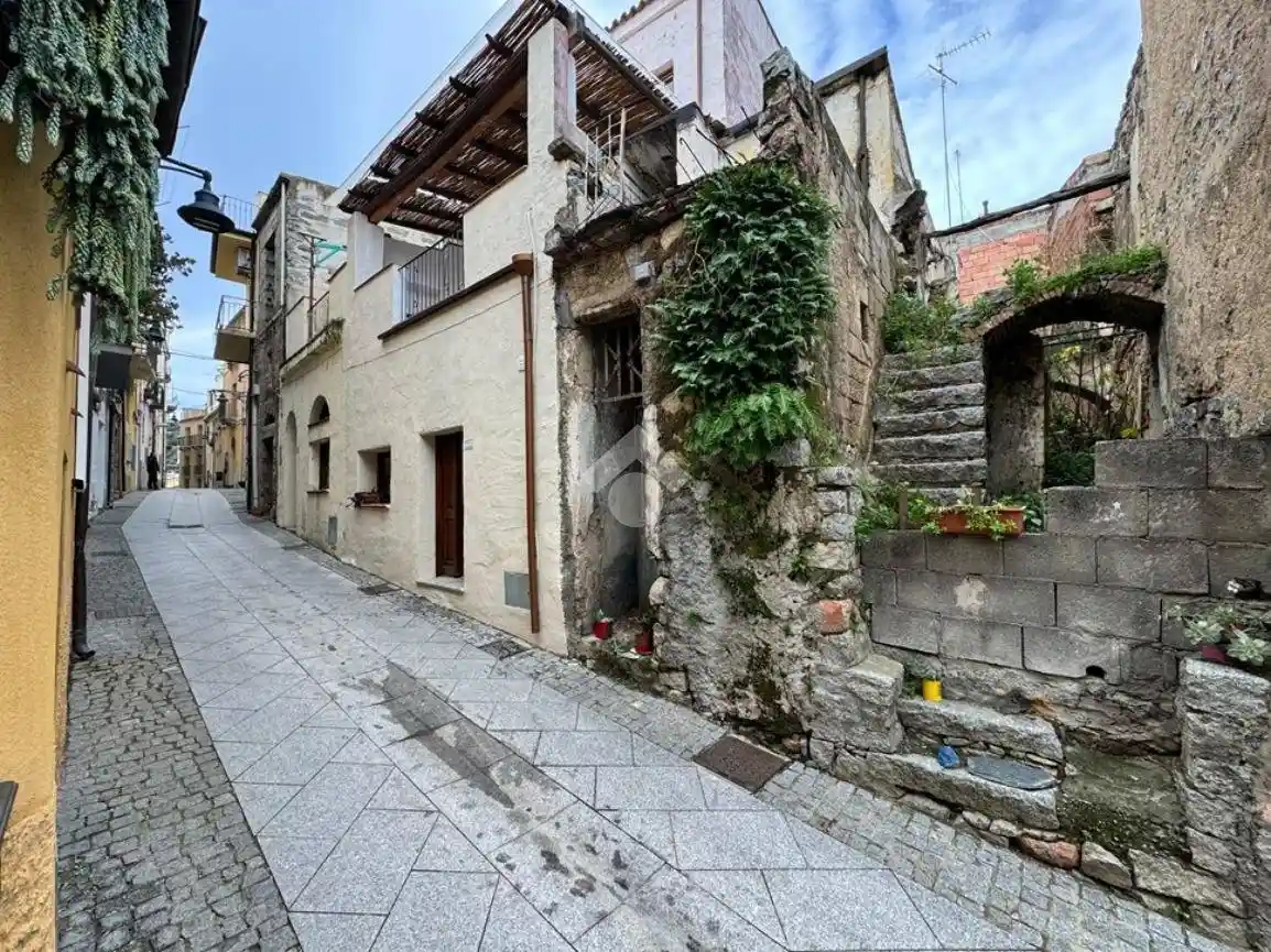 Casa indipendente in vendita a Loceri