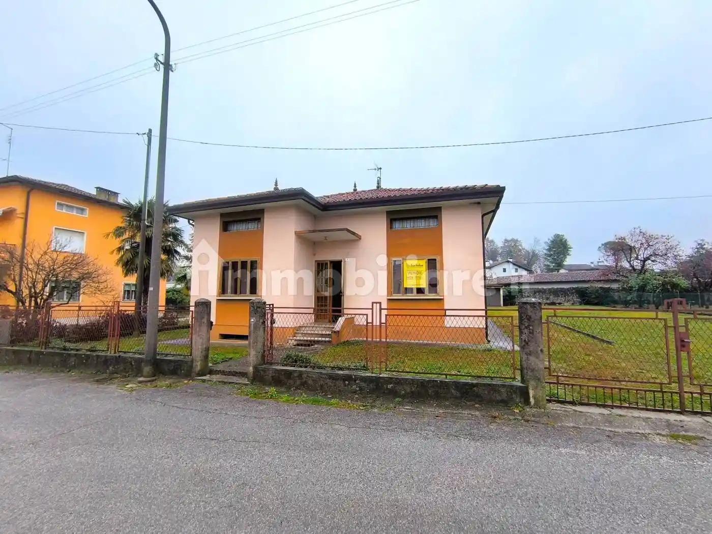 Villa in vendita a Aviano