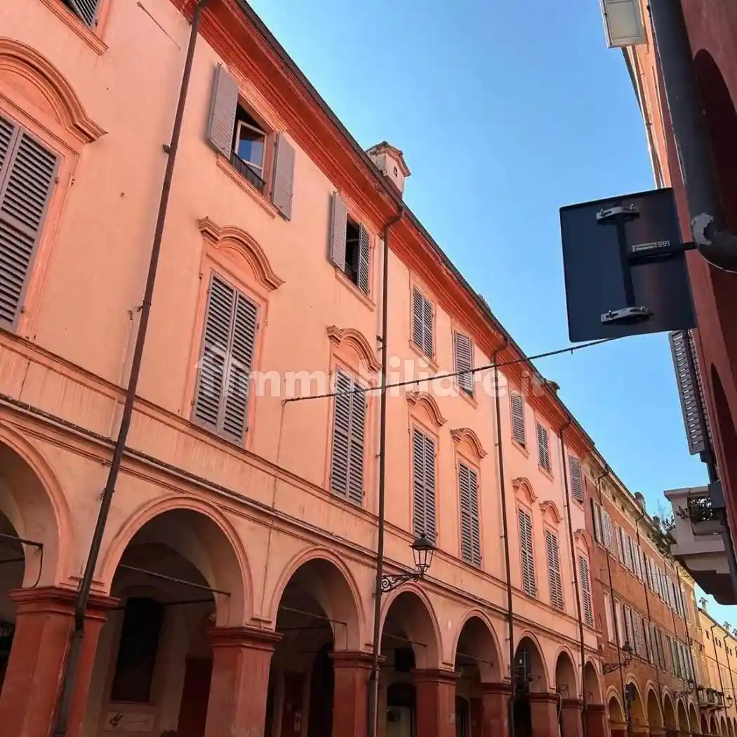 Appartamento in vendita a Modena