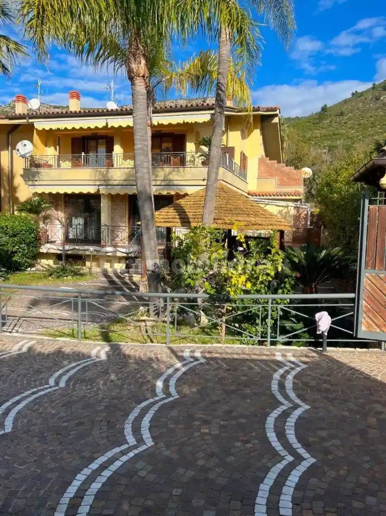 Villa in vendita a Sperlonga