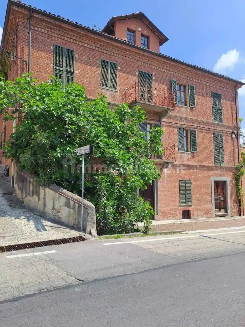 Villa in vendita a Cocconato