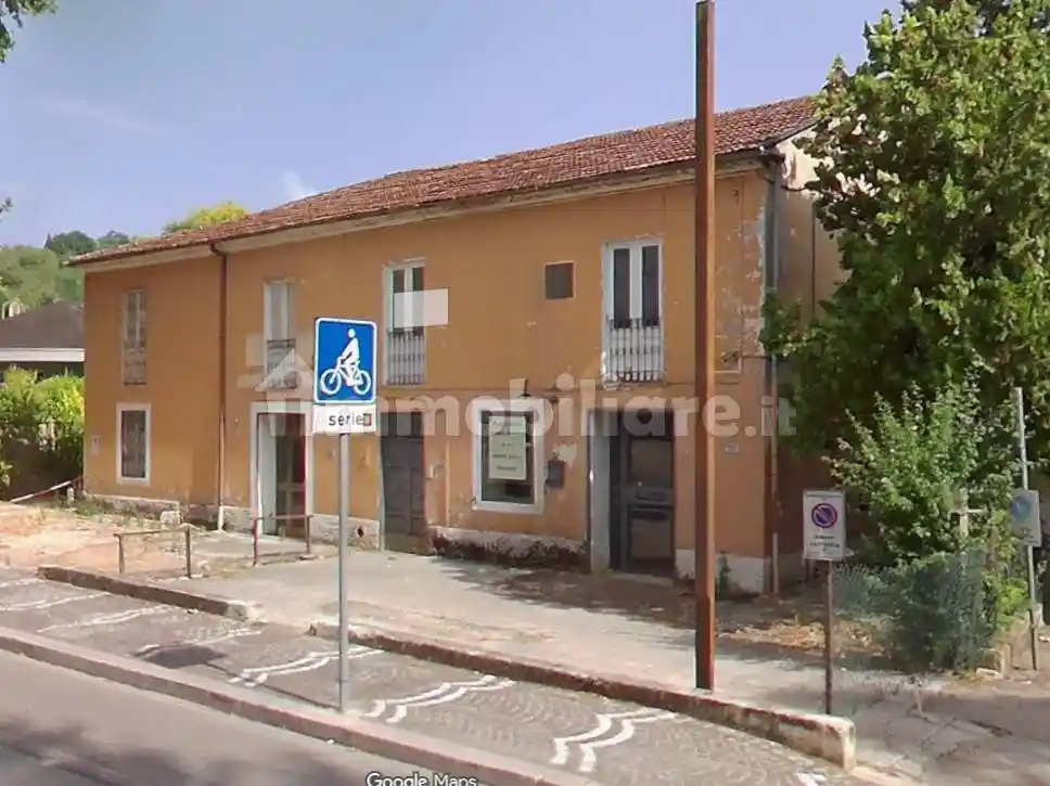Palazzo - Edificio in vendita a Frosinone