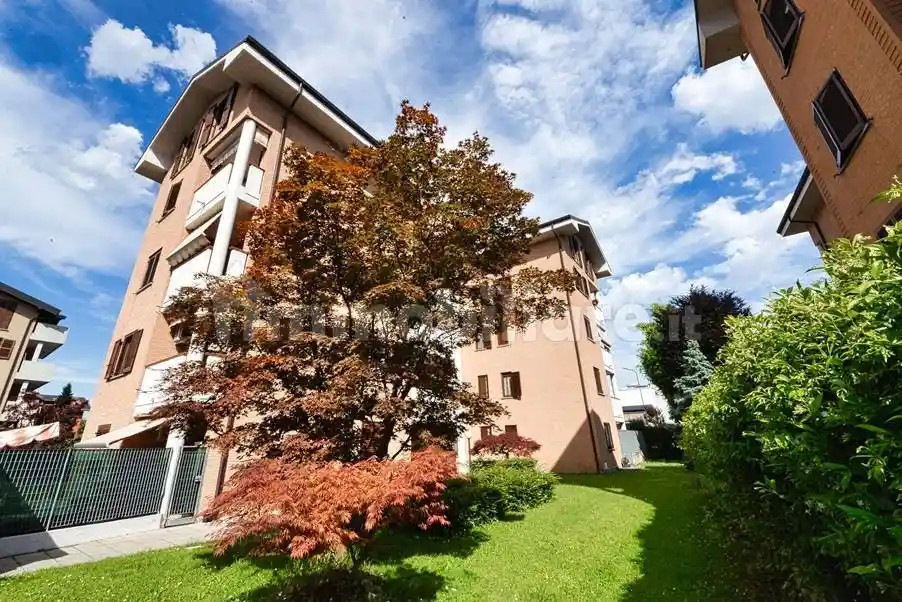 Appartamento in vendita a Limbiate