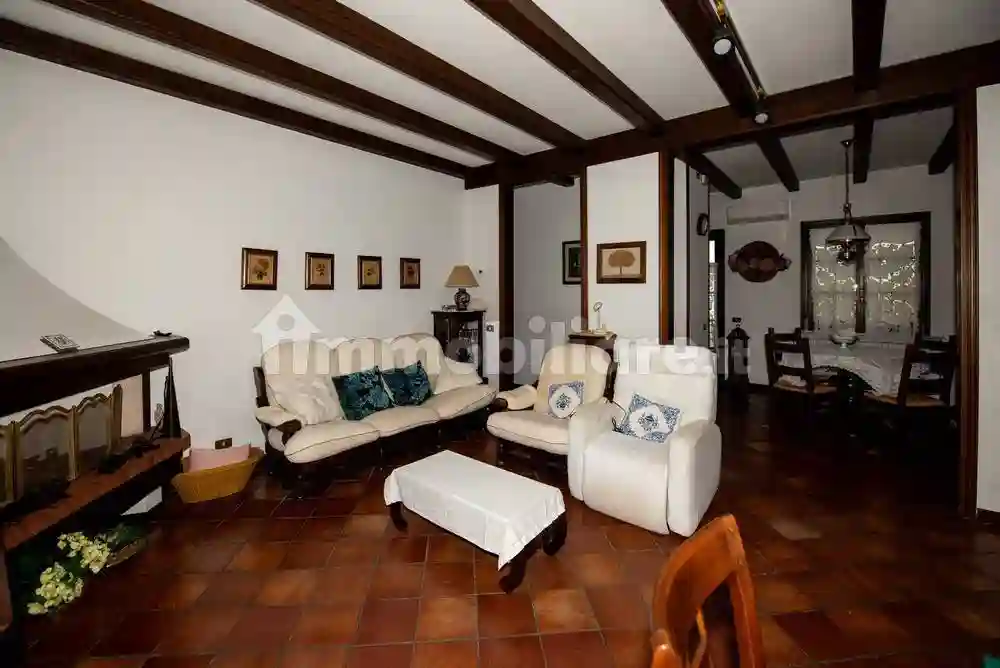 Casa indipendente - foto 2