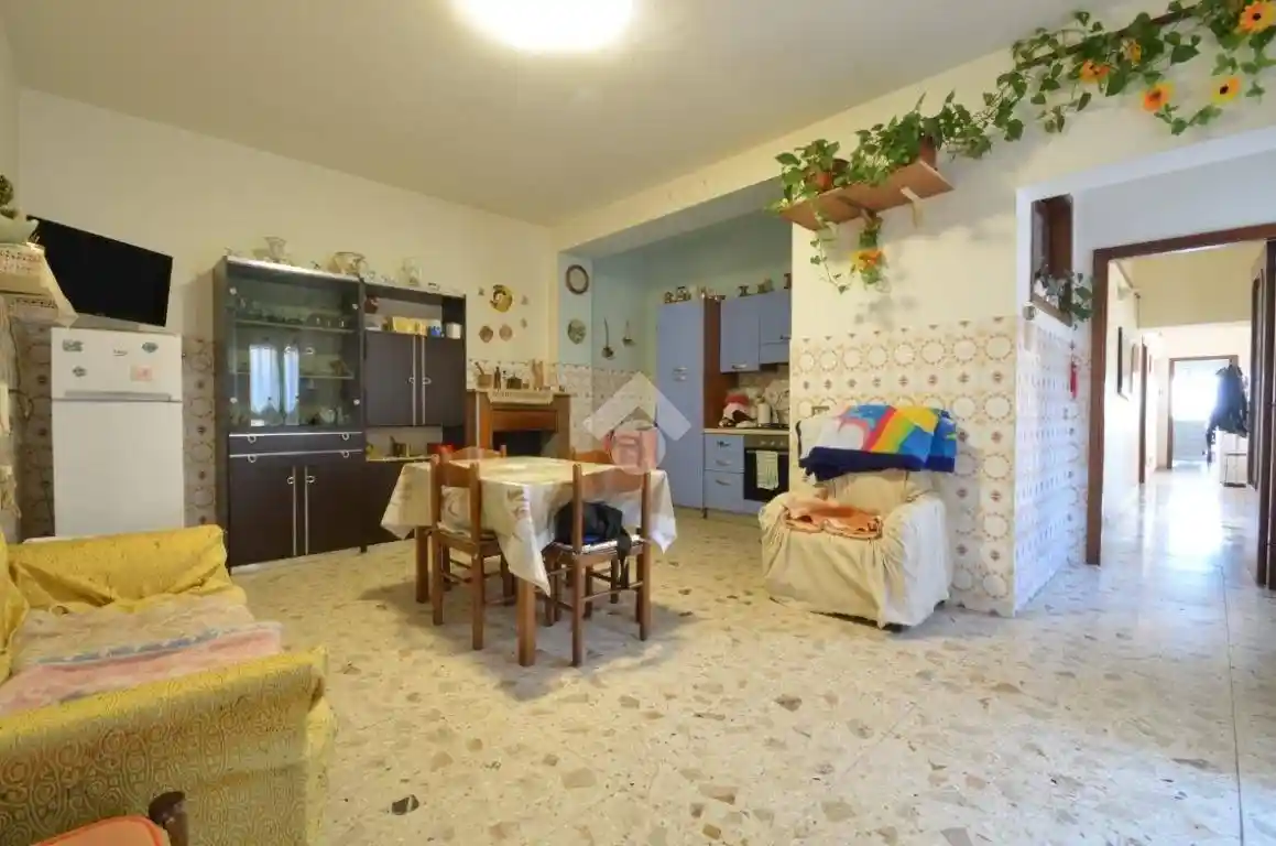 Trilocale via Cesare Battisti 14, Centro, Collecorvino - foto 2