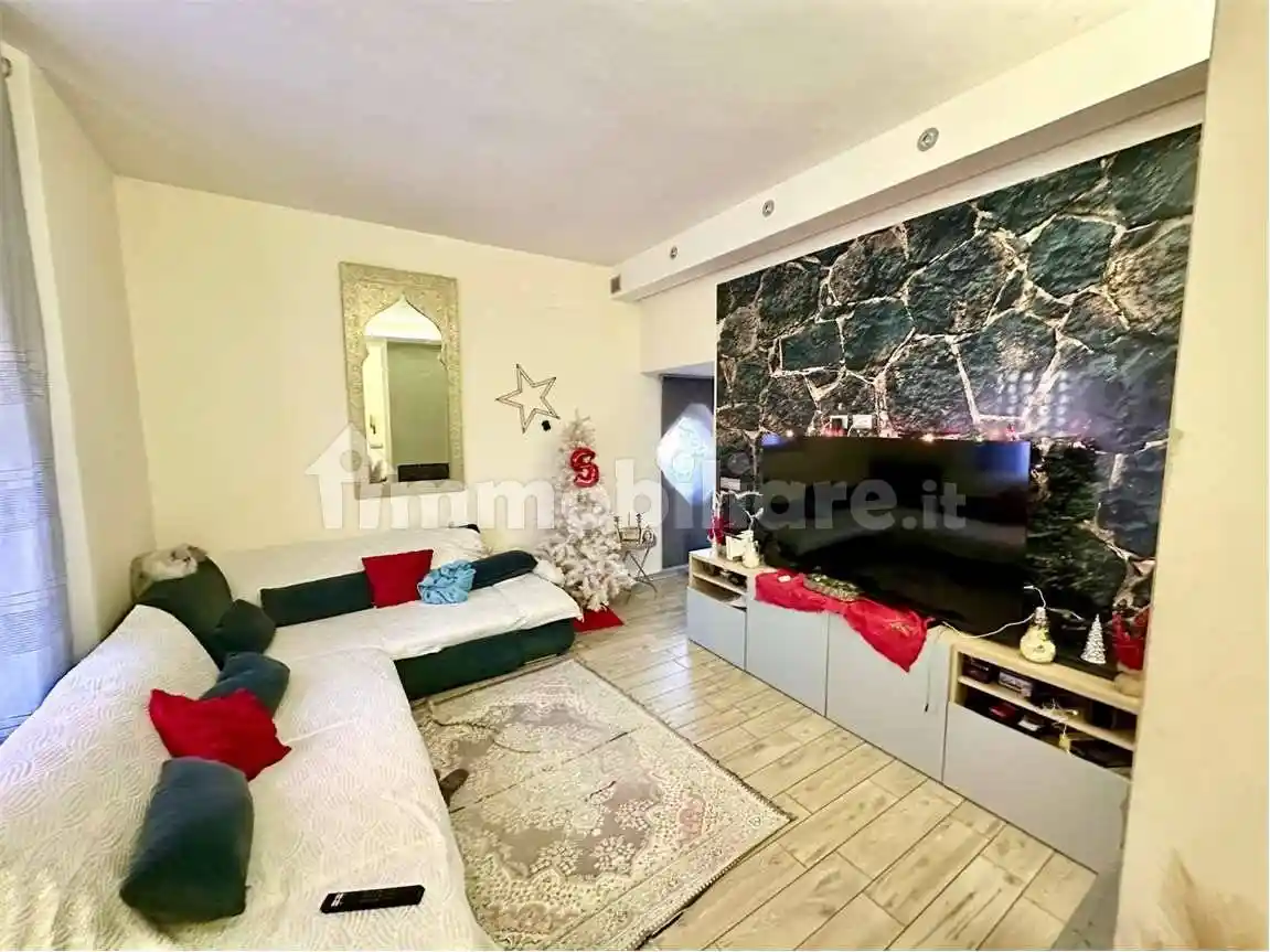 Villa in vendita a Cameri