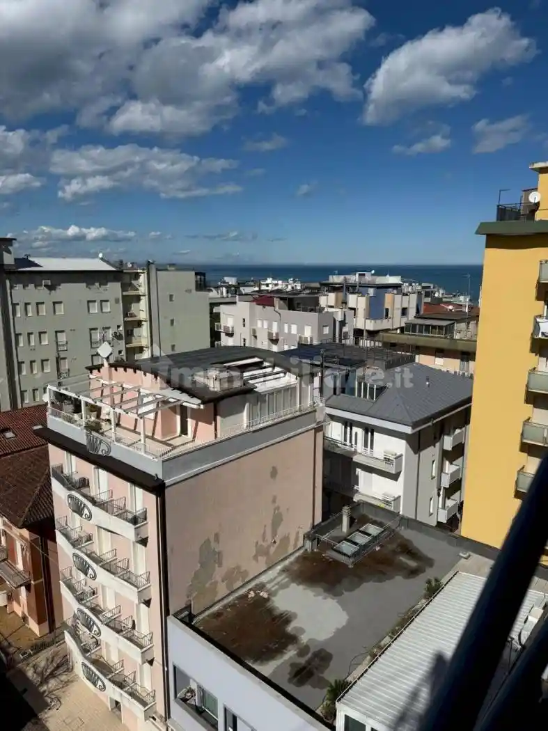 Appartamento in vendita a Gabicce Mare