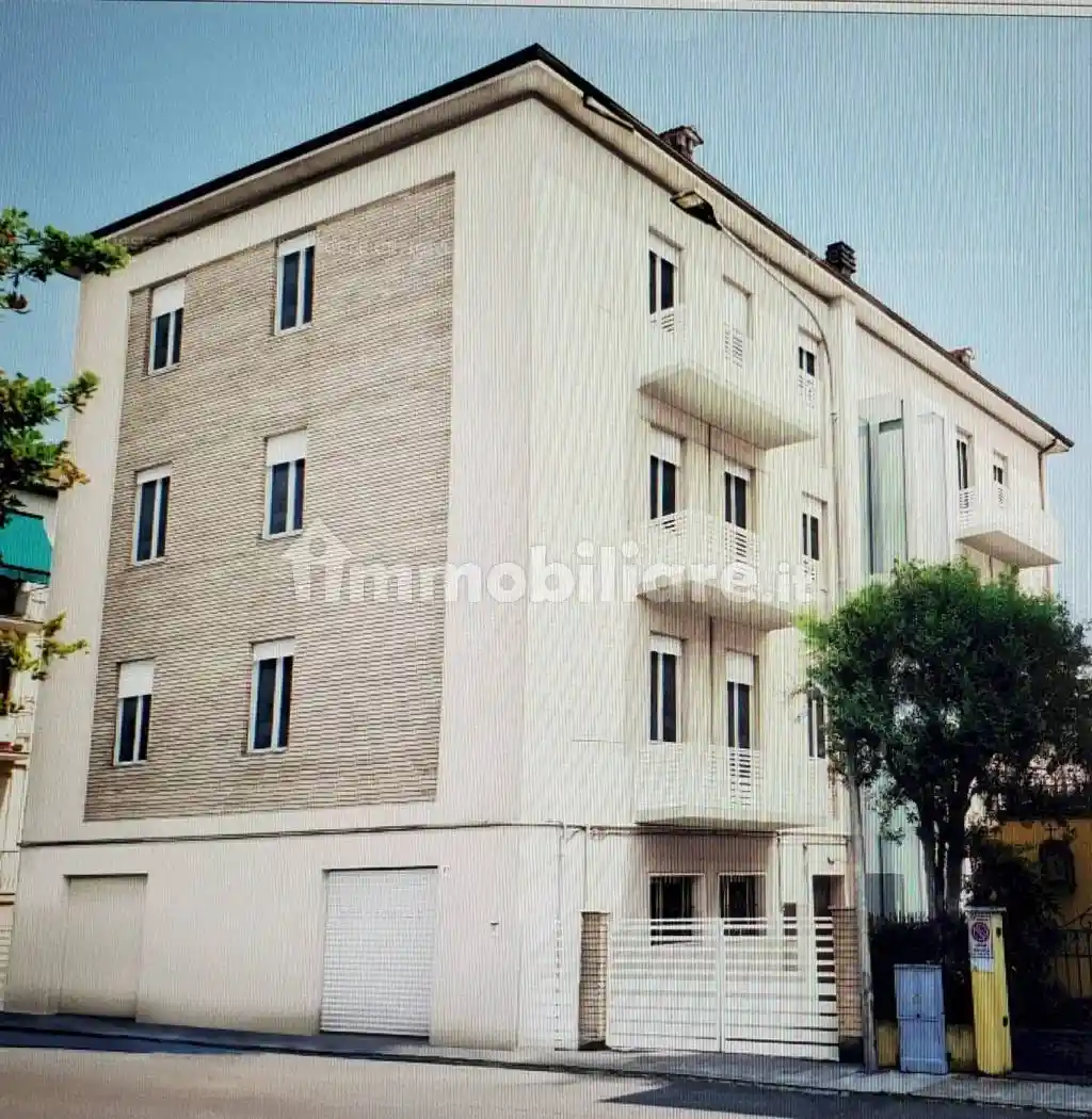 Appartamento in vendita a Modena