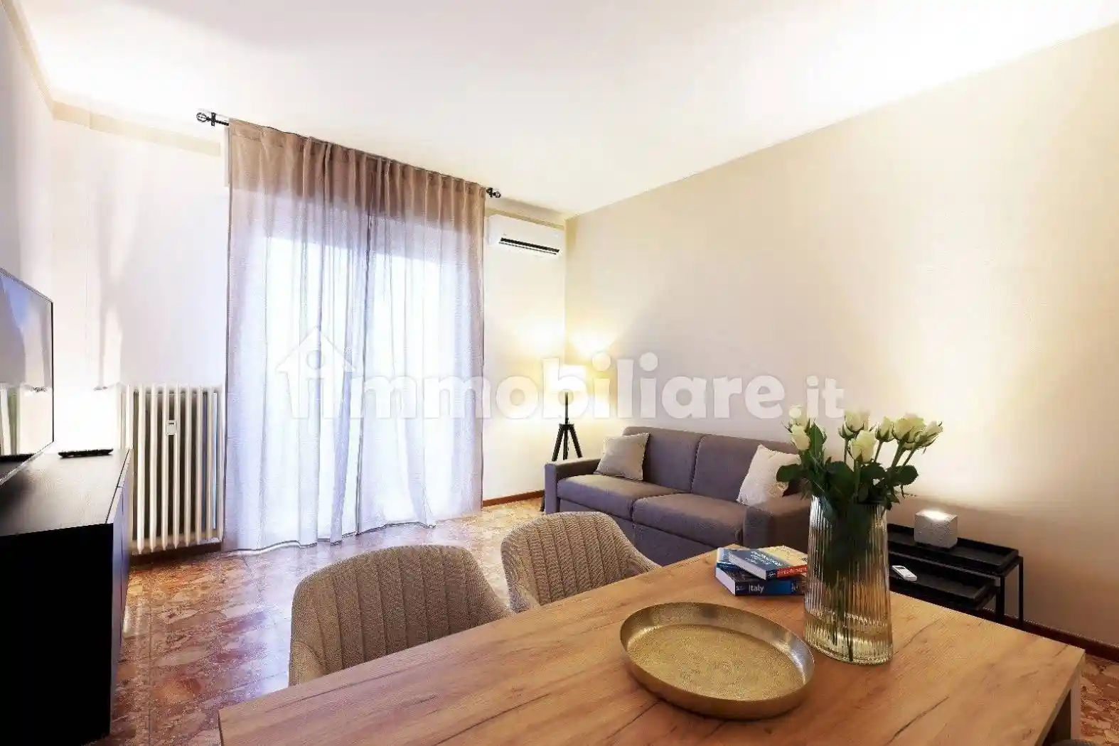 Appartamento in vendita a Modena