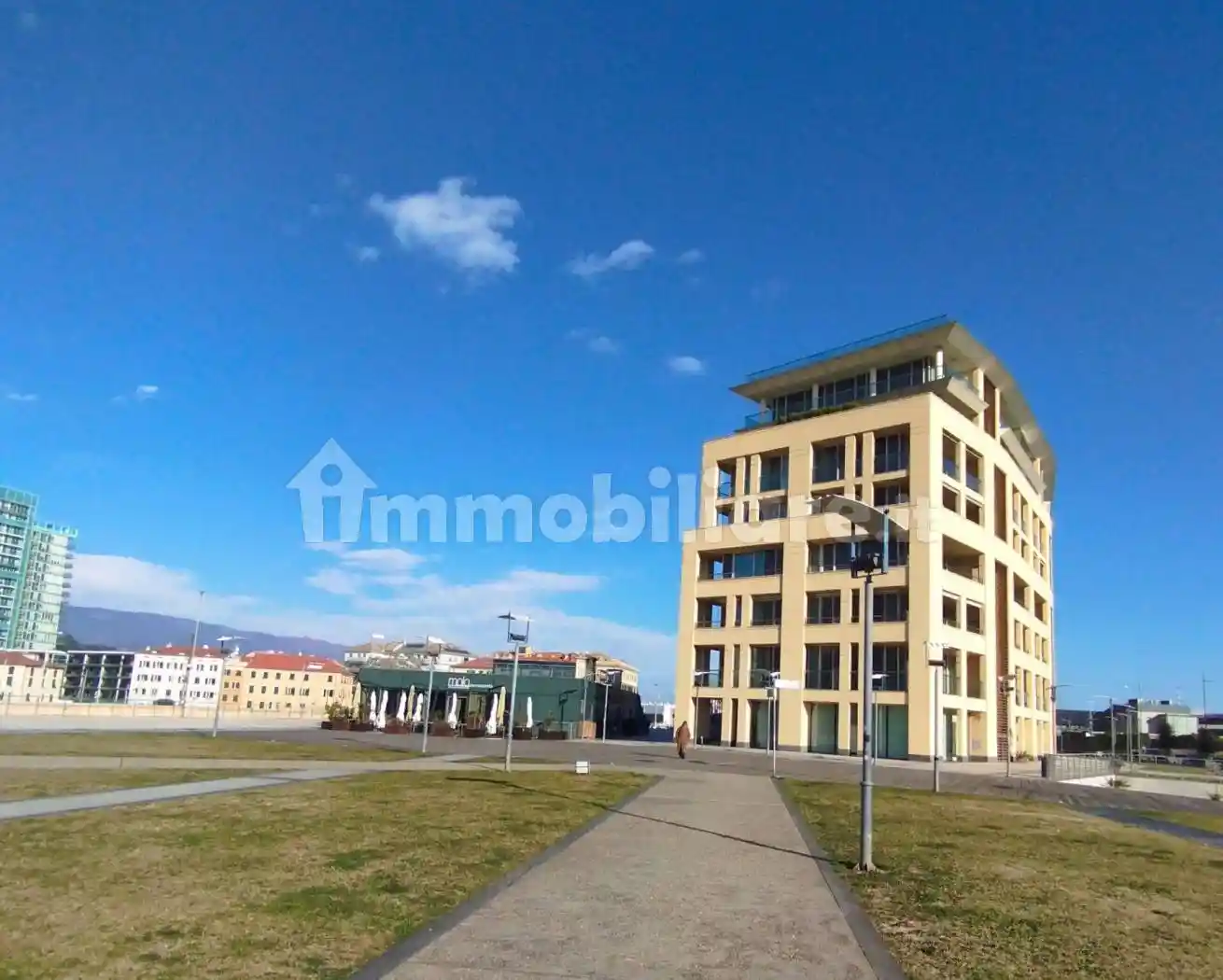 Appartamento in vendita a Savona