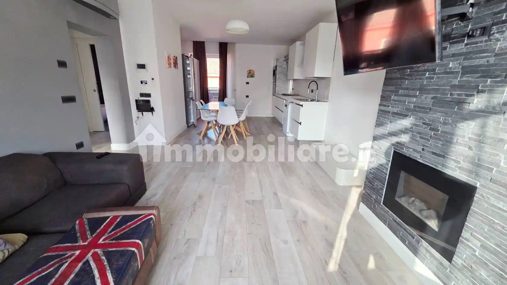 Casa indipendente in vendita a Verona