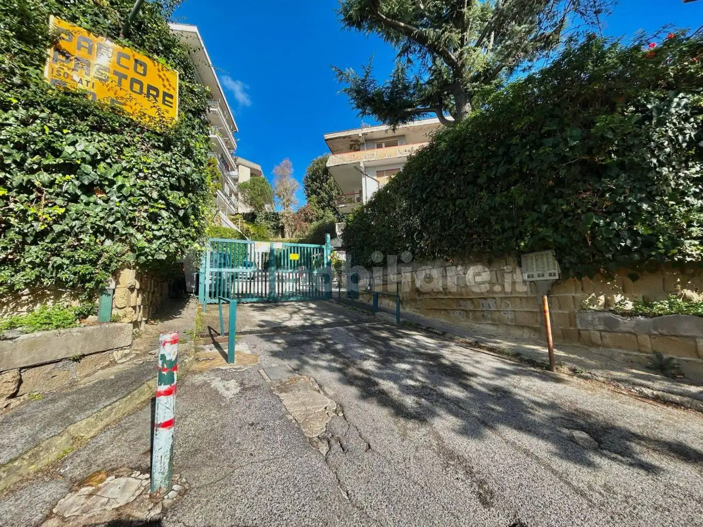 Appartamento in vendita a Napoli