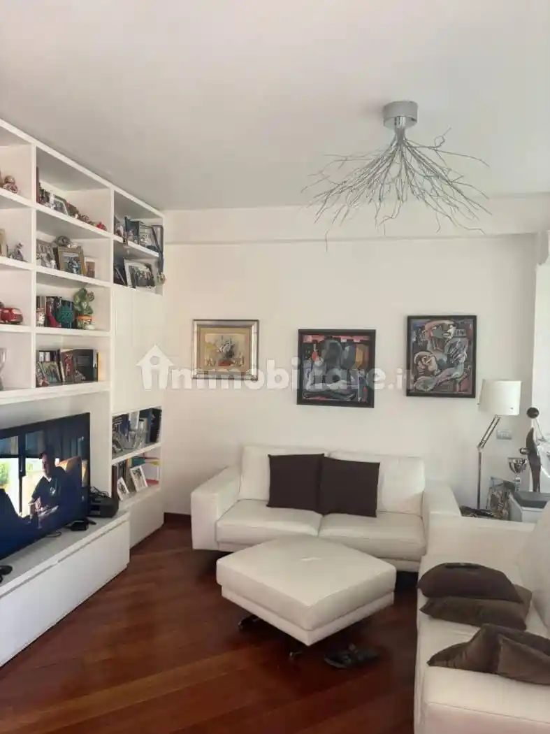 Appartamento in vendita a Livorno