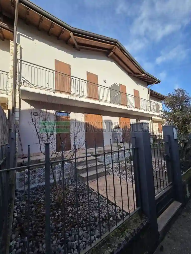 Villetta a schiera - foto 2