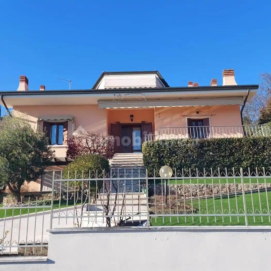 Villa in vendita a Longare