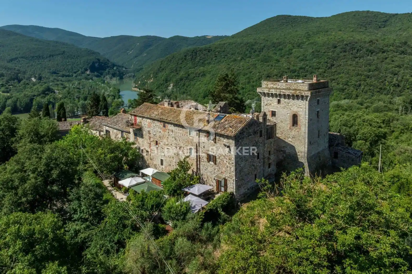 Rustico - Casale in vendita a Todi