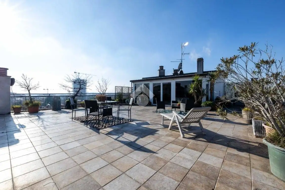 Appartamento in vendita a Milan