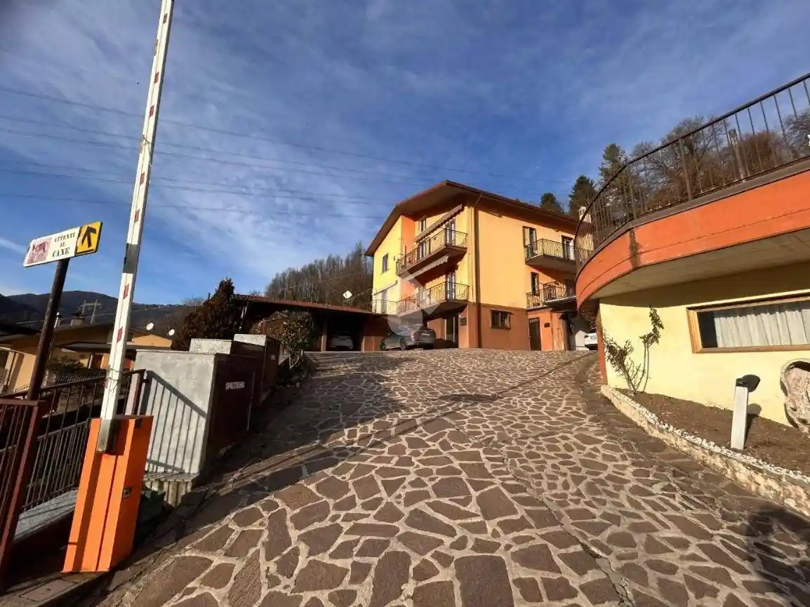 Appartamento in vendita a Casazza