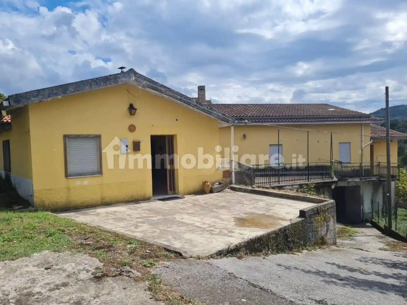 Rustico - Casale in vendita a Laino Borgo