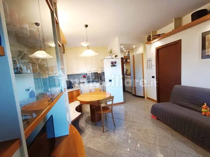 Appartamento in vendita a Milan
