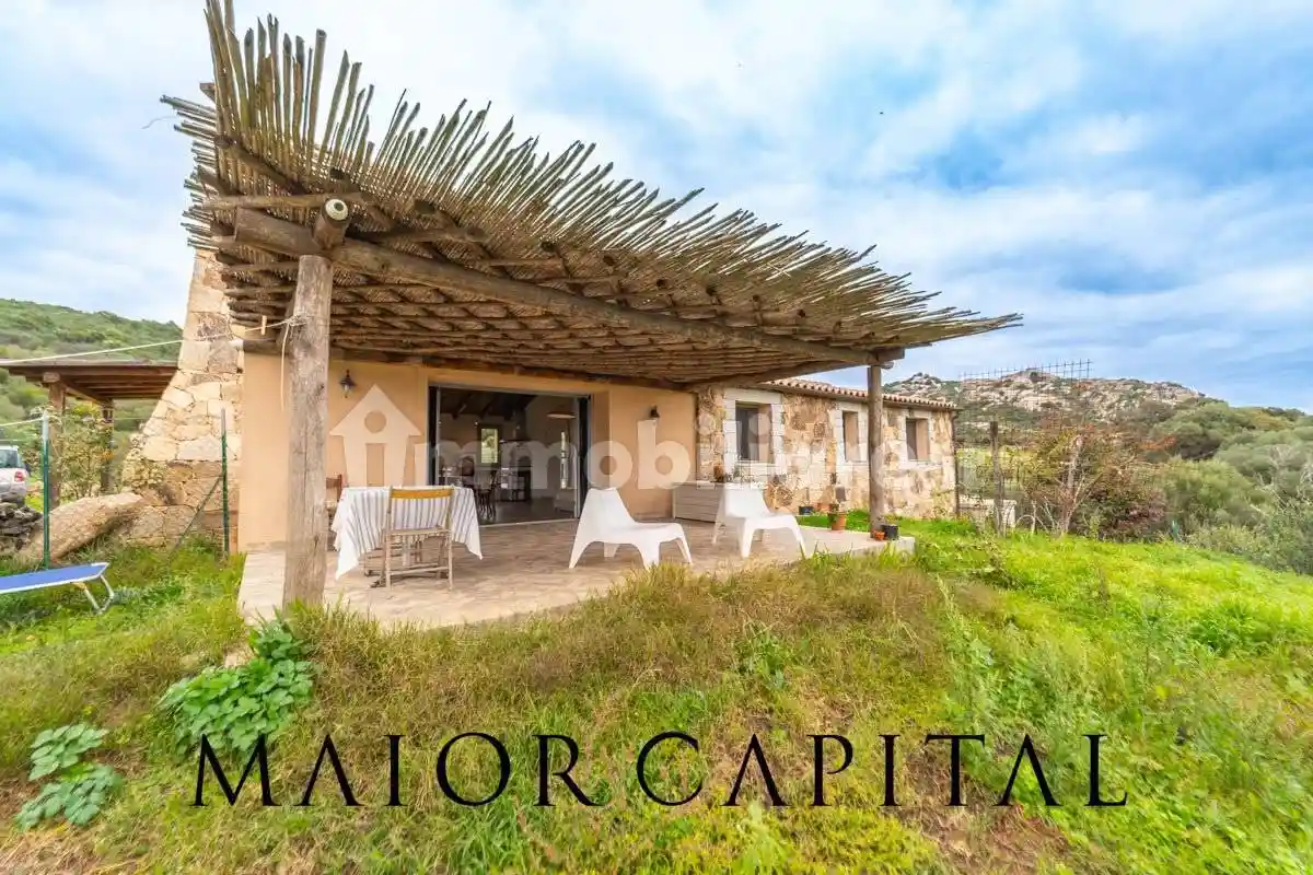 Villa in vendita a Arzachena