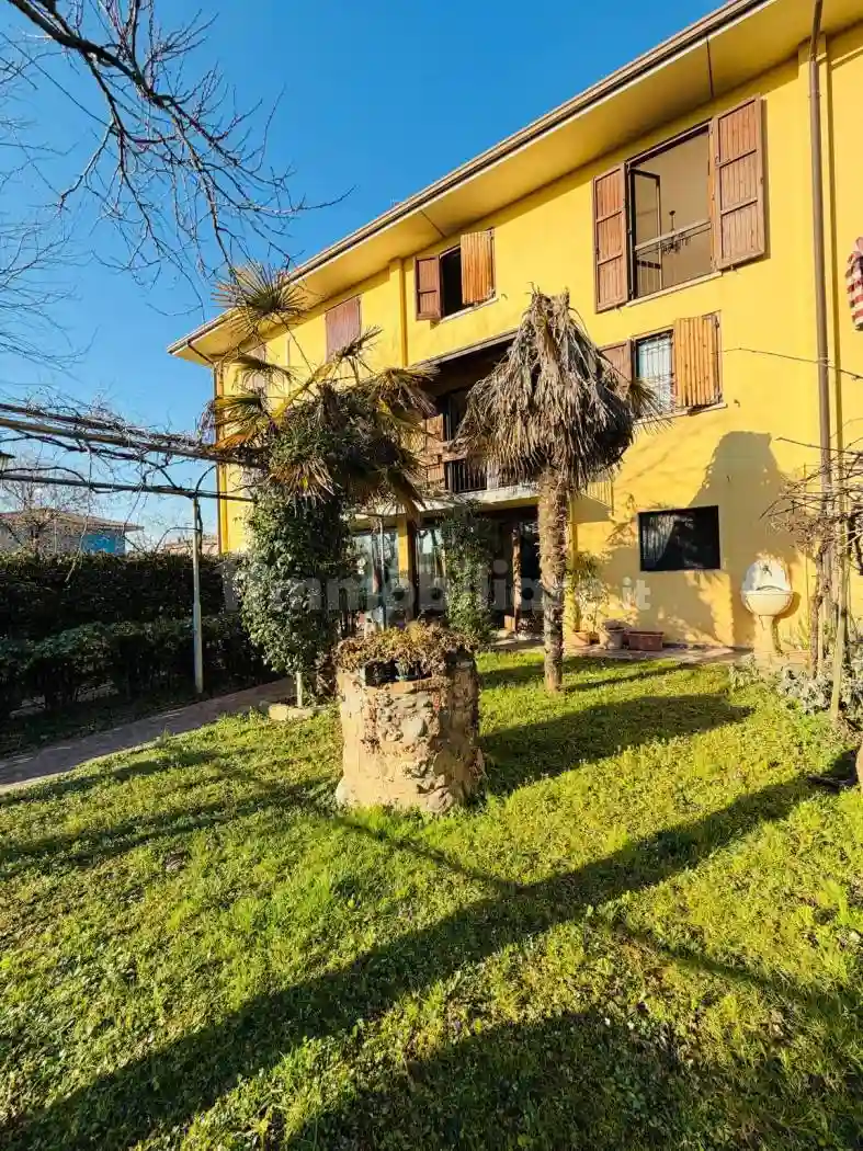 Villetta a schiera - foto 2