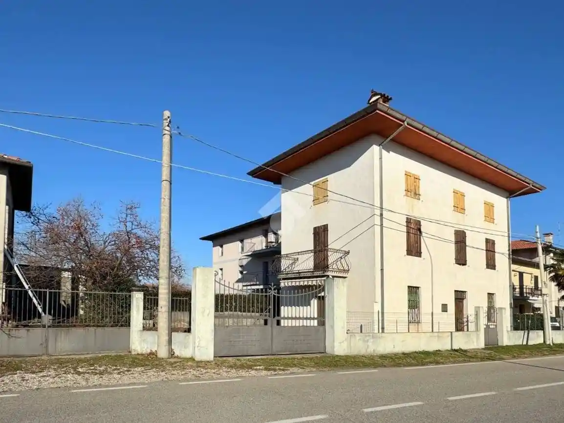 Casa indipendente in vendita a Udine