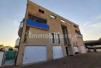 Attico - mansarda all'asta via Pizzo Intermesoli 10, Pescara - foto 5