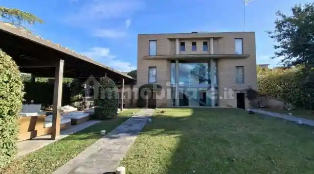 Villa in vendita a Corciano