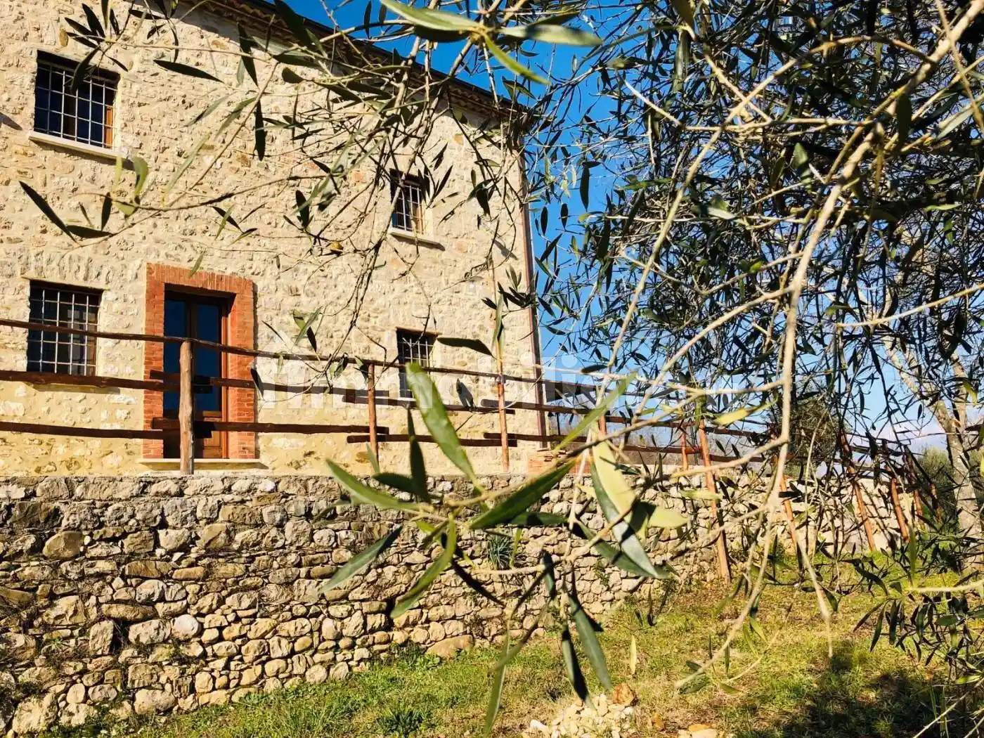 Rustico - Casale in vendita a Pastena