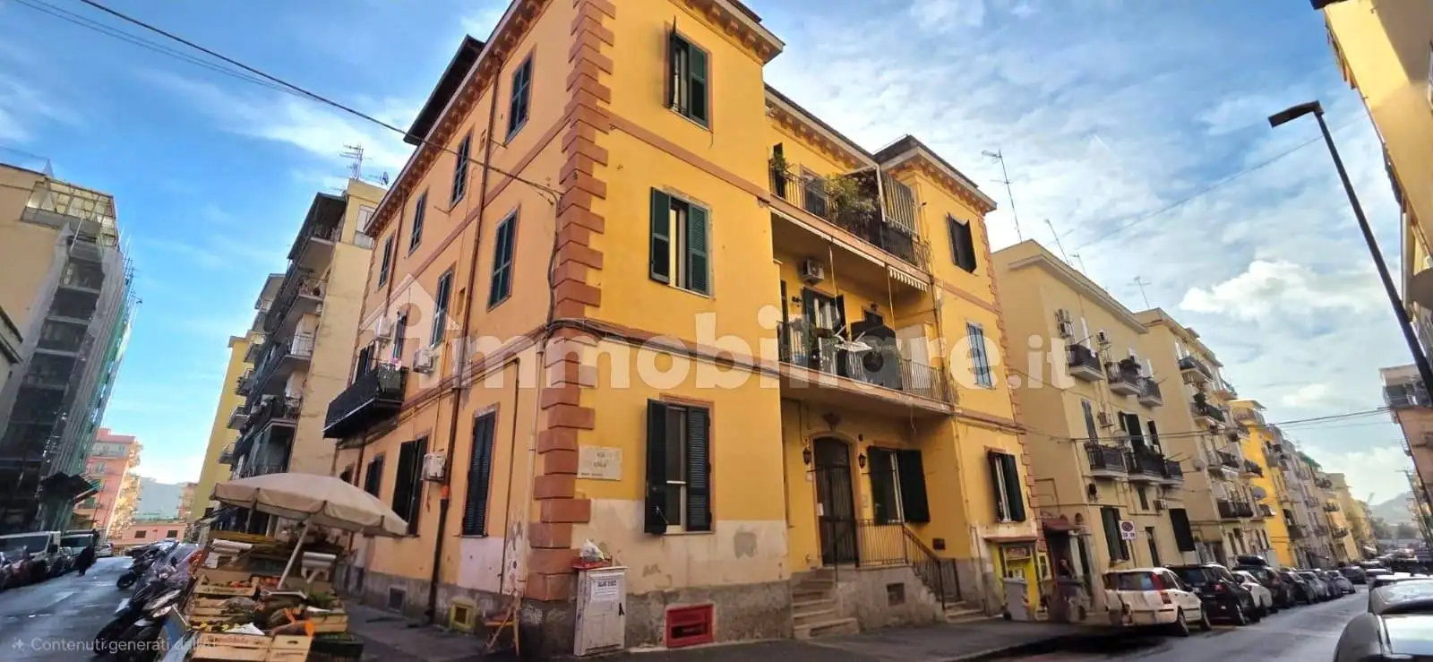 Appartamento in vendita a Napoli