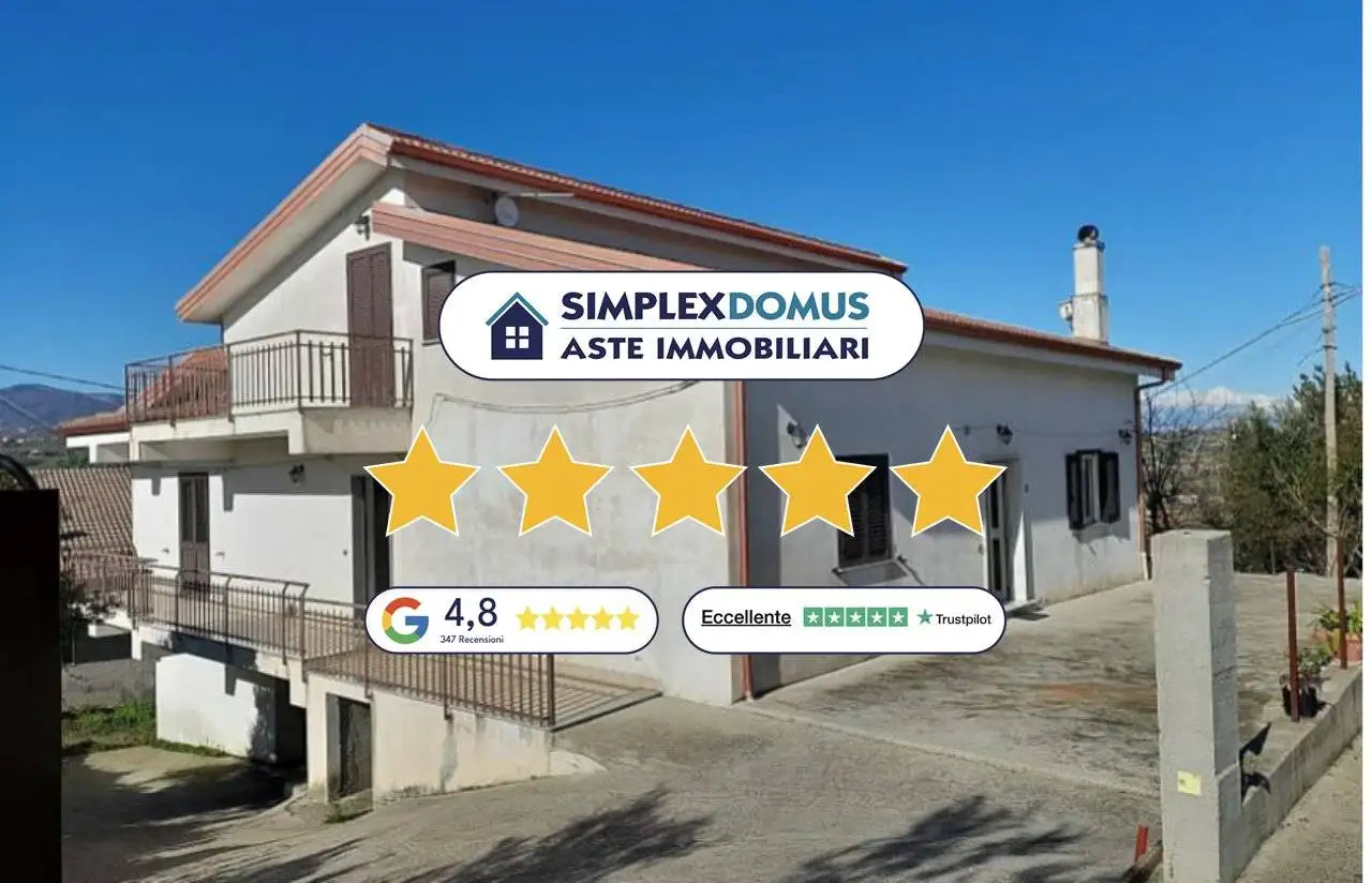 Villa in vendita a Lattarico