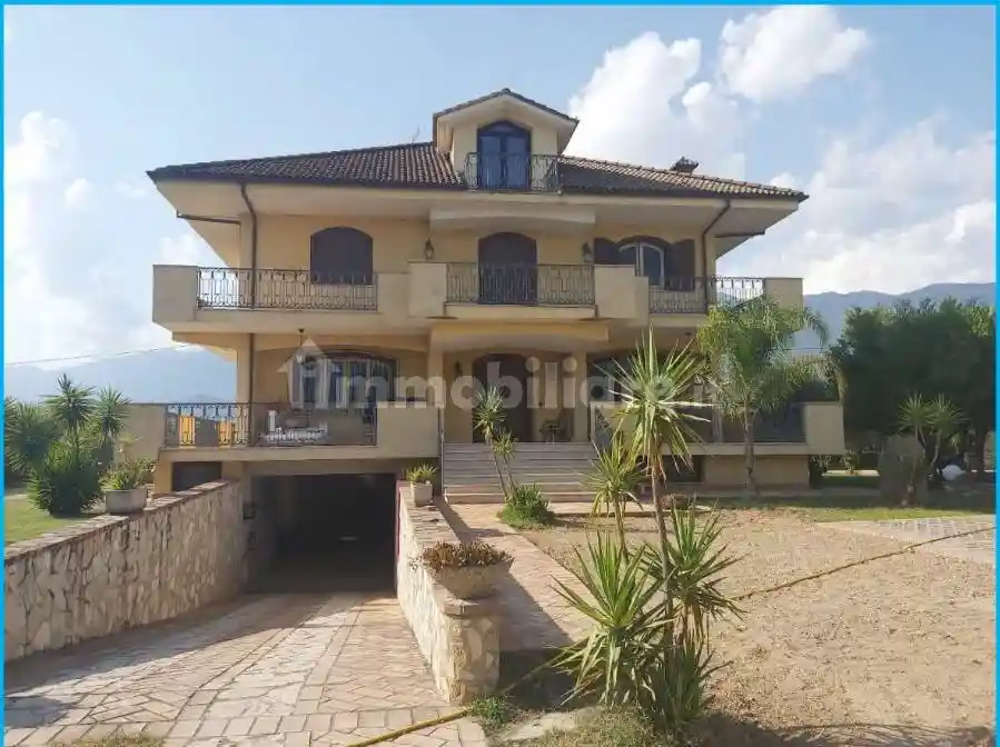Villa all'asta via Oriolo Calabro, Castrovillari - foto 3