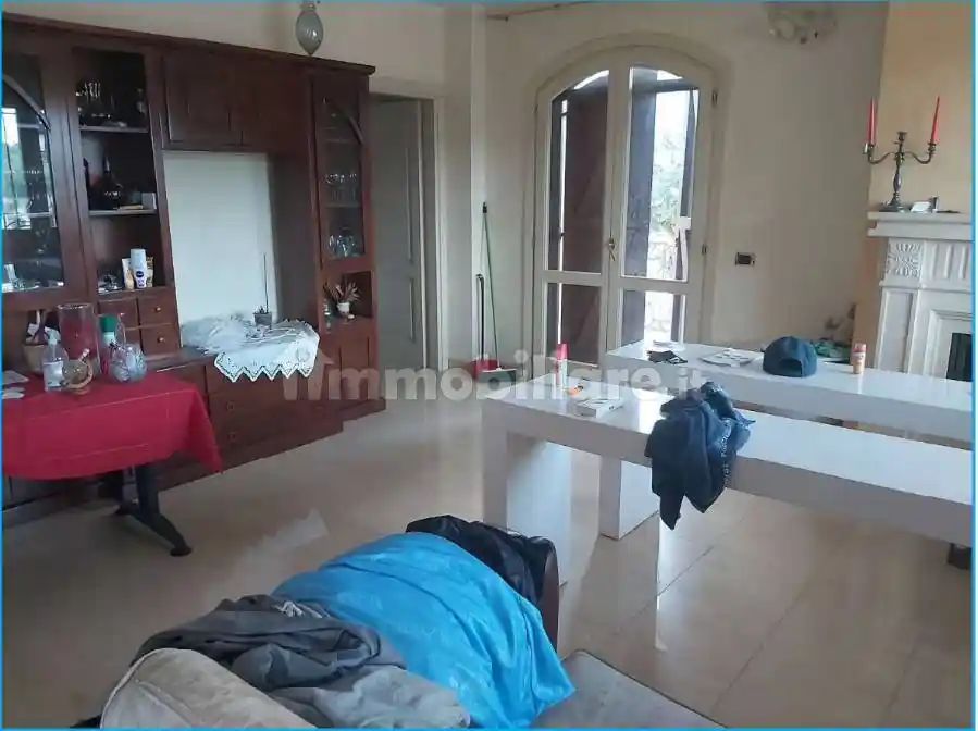 Villa all'asta via Oriolo Calabro, Castrovillari - foto 4