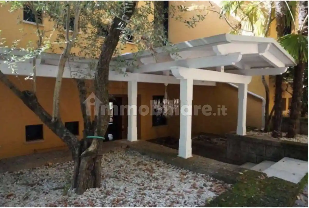 Villa all'asta via Monteguardia, Benevento - foto 2