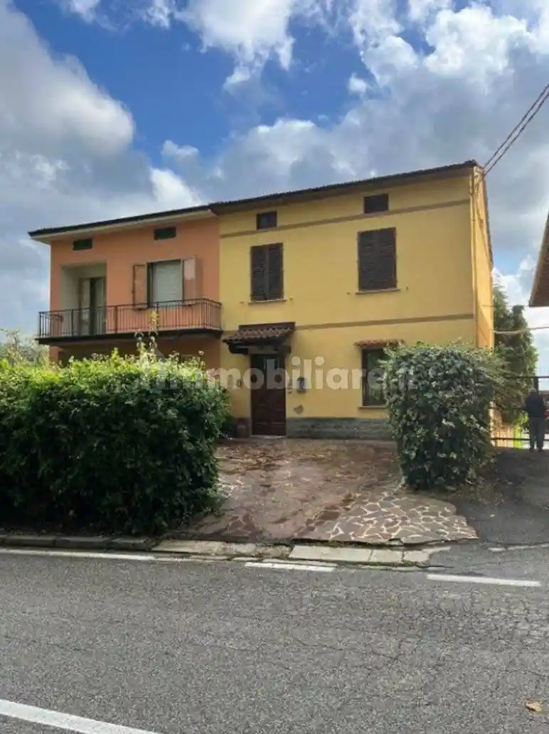 Appartamento in vendita a Vernio